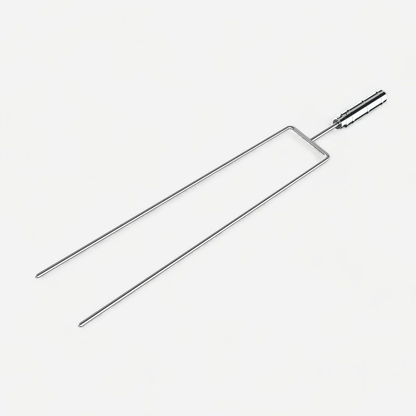 Double Skewer. Side prongs to hold large pieces of meat without slipping. Manual rotation. Stainless Steel 304